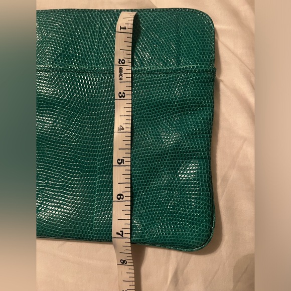 Chloe elongated lizard clutch - Picture 10 of 10